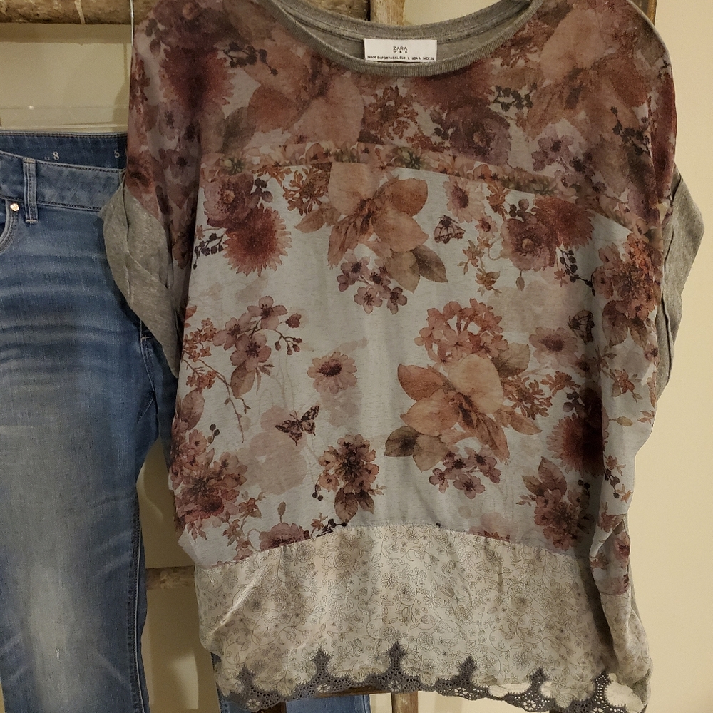 Zara Floral Short Sleeve Top - Gray and Brown